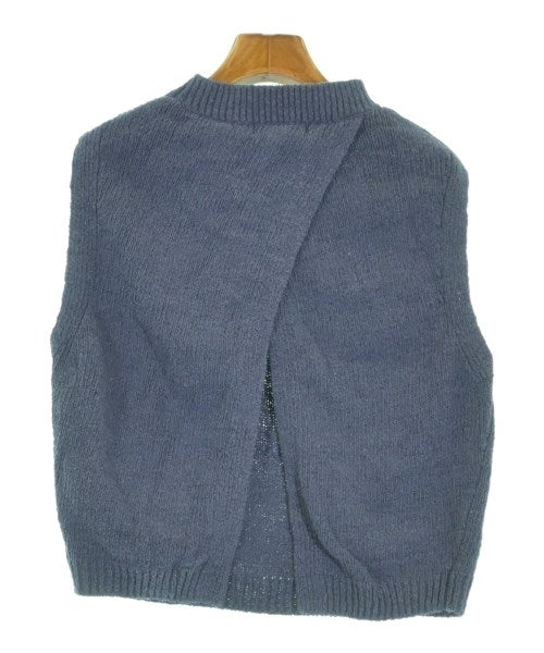 UNTITLED เสื้อกั๊ก