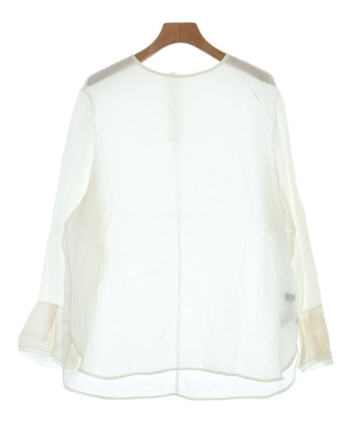 UNTITLED เสื้อลำลอง