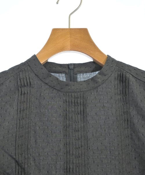 UNTITLED เสื้อสตรี
