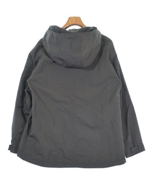 UNTITLED เสื้อพาร์กาภูเขา