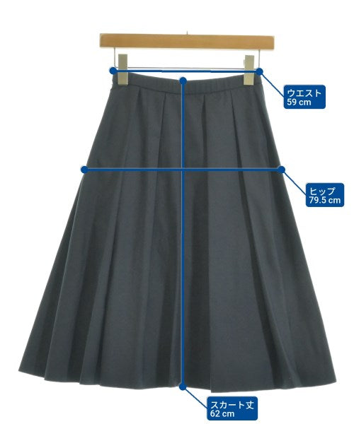 UNTITLED กระโปรงยาวถึงเข่า