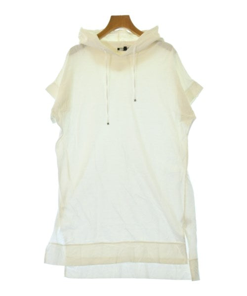 UNTITLED เสื้อยืด/เสื้อท็อปส์