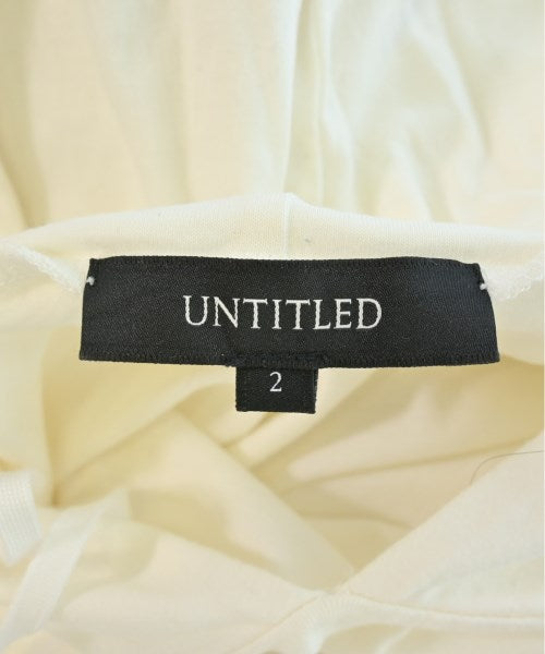 UNTITLED เสื้อยืด/เสื้อท็อปส์