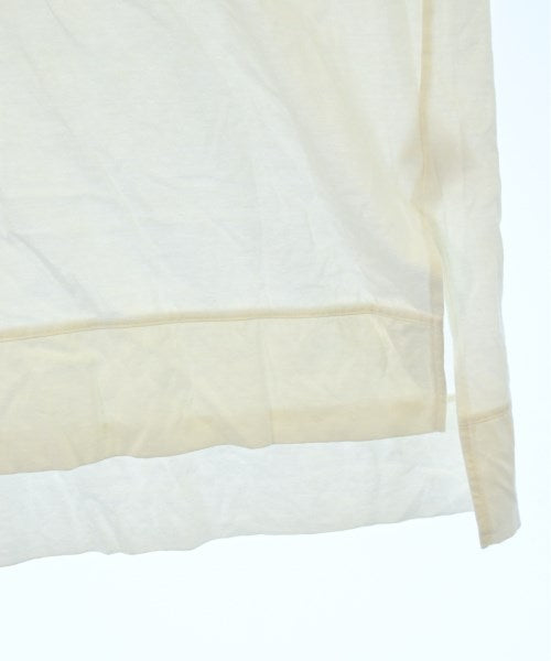 UNTITLED เสื้อยืด/เสื้อท็อปส์