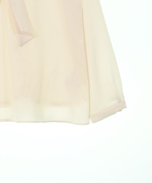 UNTITLED เสื้อสตรี