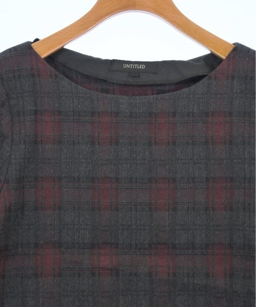 UNTITLED เสื้อสตรี