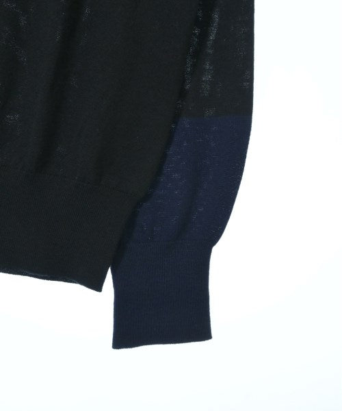 UNTITLED เสื้อกันหนาว