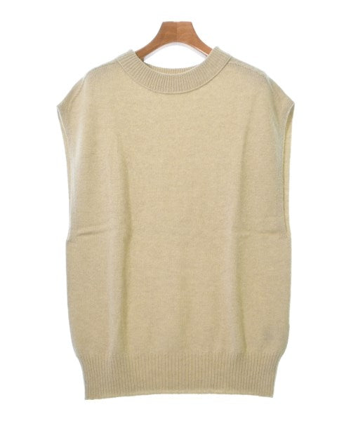 UNTITLED เสื้อกั๊ก