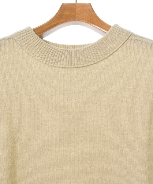 UNTITLED เสื้อกั๊ก