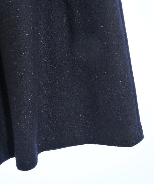 UNTITLED กระโปรงยาวถึงเข่า