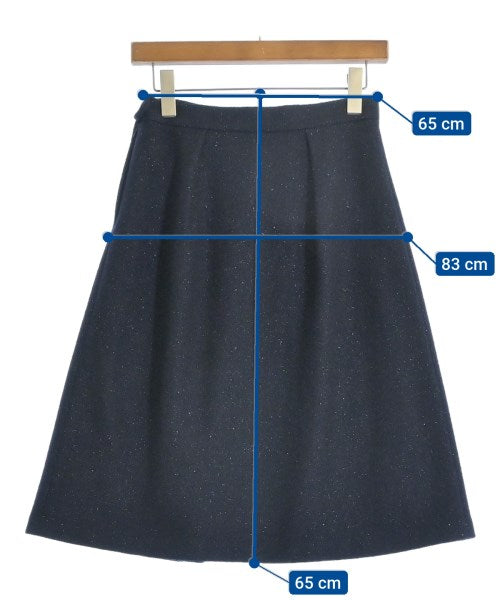 UNTITLED กระโปรงยาวถึงเข่า