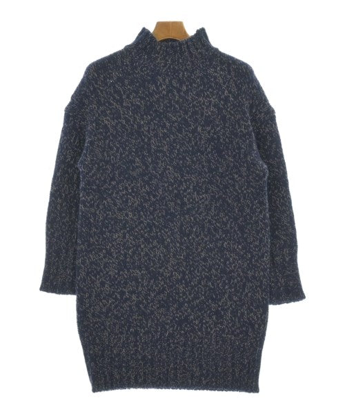 UNTITLED เสื้อกันหนาว