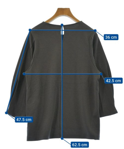 UNTITLED เสื้อยืด/เสื้อท็อปส์