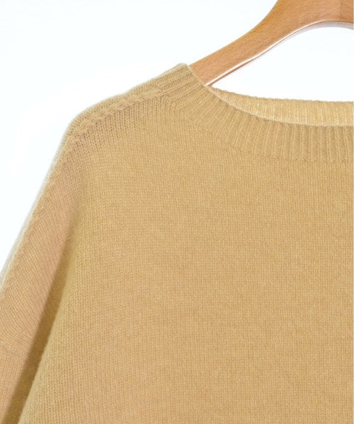UNTITLED เสื้อกันหนาว