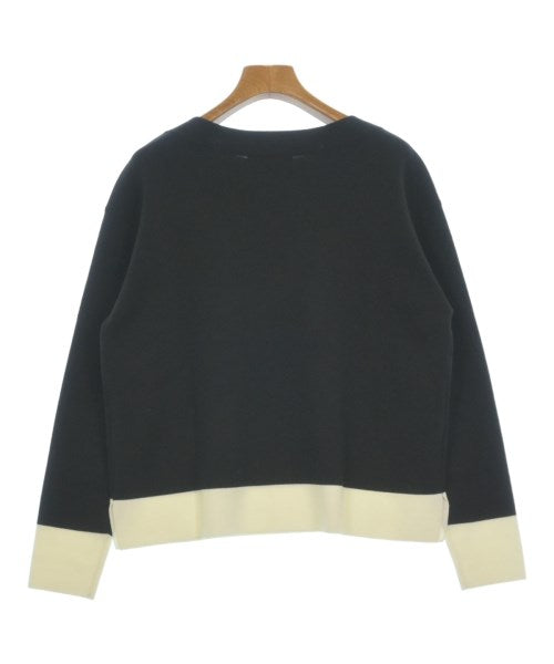 UNTITLED เสื้อกันหนาว