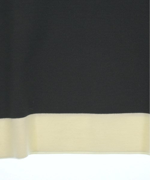 UNTITLED เสื้อกันหนาว