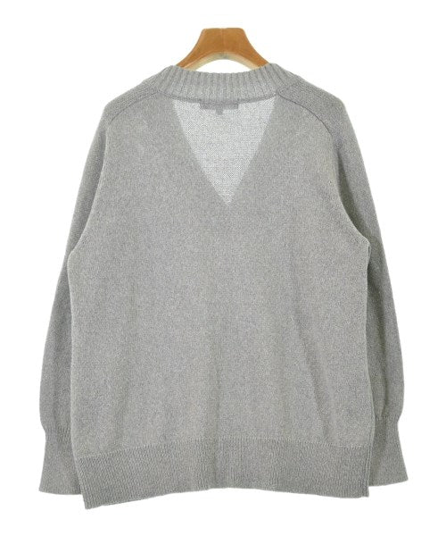 UNTITLED เสื้อกันหนาว