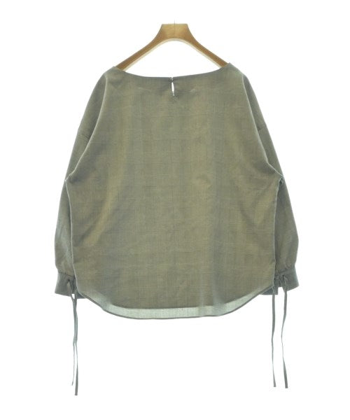 UNTITLED เสื้อสตรี
