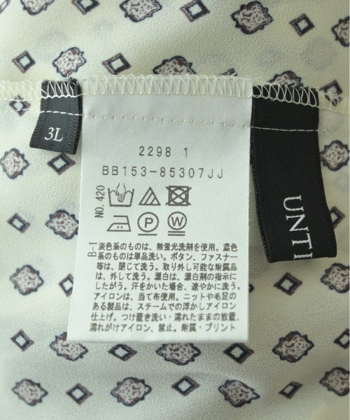UNTITLED เสื้อสตรี