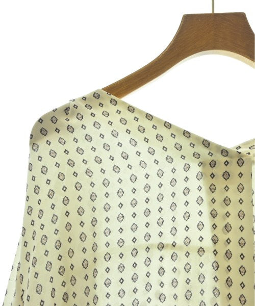 UNTITLED เสื้อสตรี