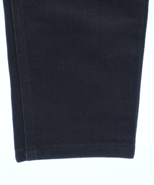 UNTITLED ยีนส์