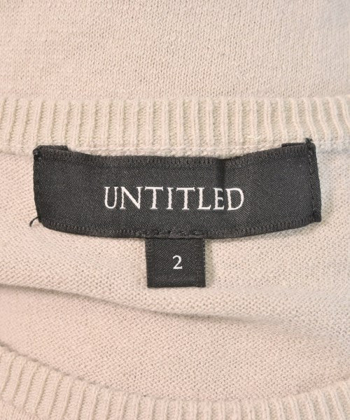 UNTITLED เสื้อแขนกุด