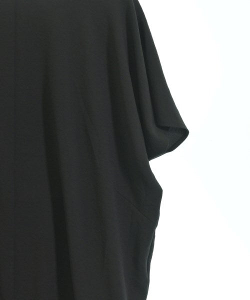 UNTITLED เสื้อสตรี