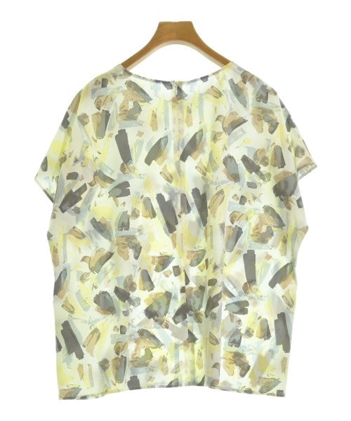 UNTITLED เสื้อสตรี