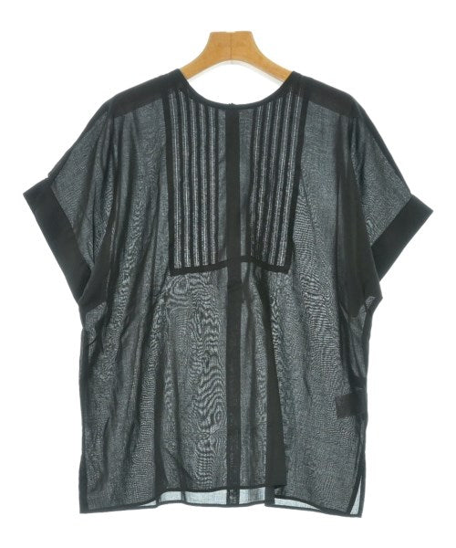 UNTITLED เสื้อสตรี
