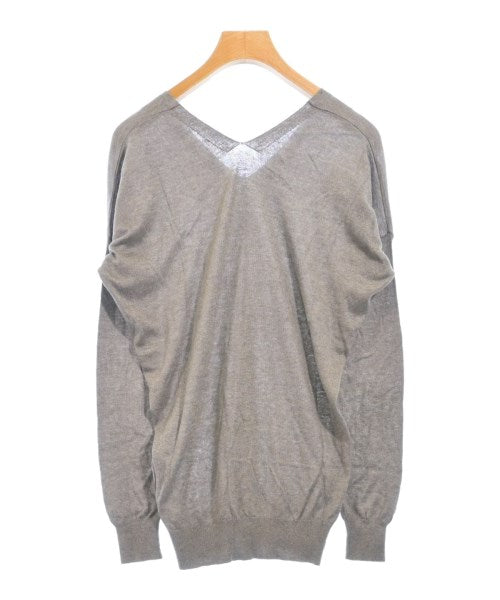 UNTITLED เสื้อกันหนาว