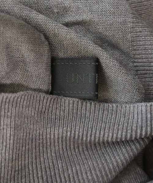 UNTITLED เสื้อกันหนาว