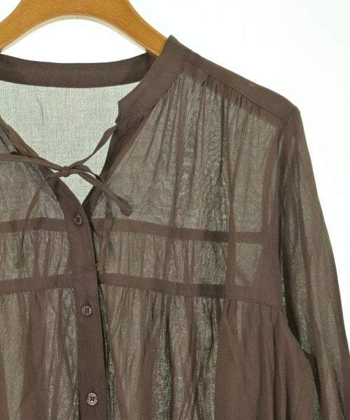 UNTITLED เสื้อลำลอง