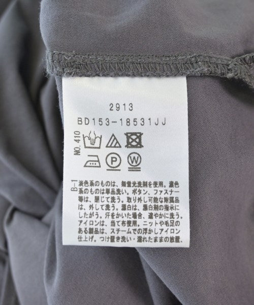 UNTITLED เสื้อยืด/เสื้อท็อปส์