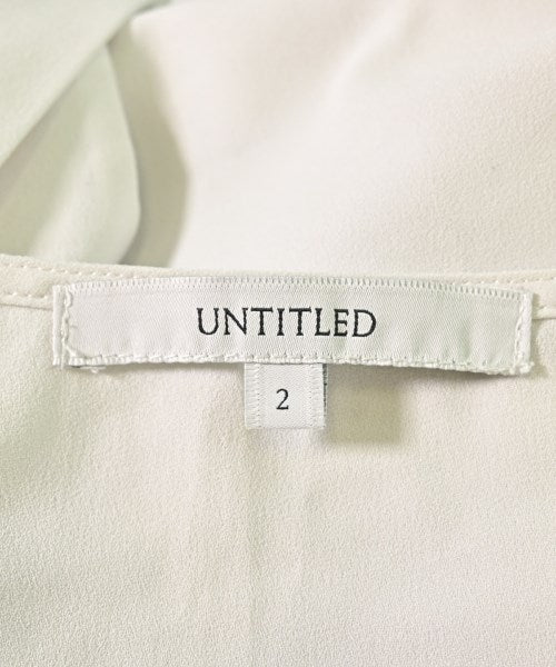 UNTITLED เสื้อลำลอง