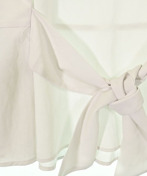 UNTITLED เสื้อลำลอง