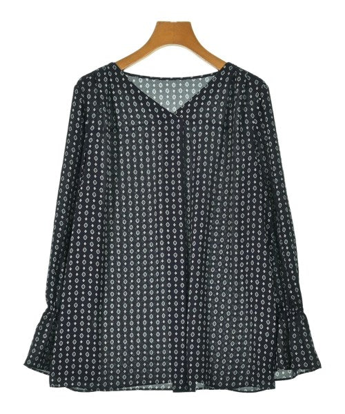 UNTITLED เสื้อลำลอง