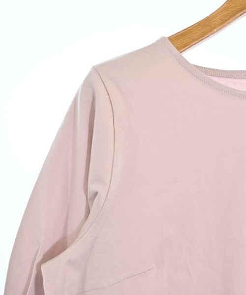 UNTITLED เสื้อยืด/เสื้อท็อปส์