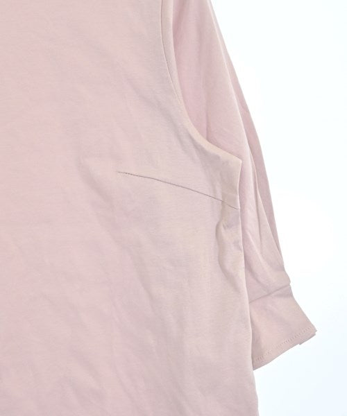 UNTITLED เสื้อยืด/เสื้อท็อปส์