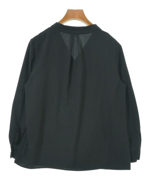 UNTITLED เสื้อสตรี