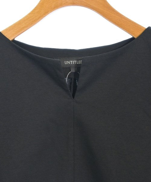 UNTITLED เสื้อยืด/เสื้อท็อปส์