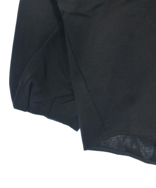 UNTITLED เสื้อยืด/เสื้อท็อปส์