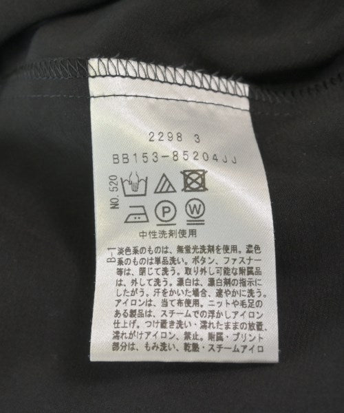 UNTITLED เสื้อลำลอง
