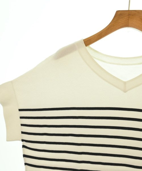 UNTITLED เสื้อกันหนาว