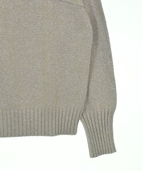 UNTITLED เสื้อกันหนาว