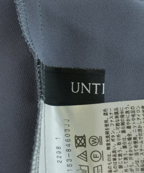 UNTITLED เสื้อสตรี