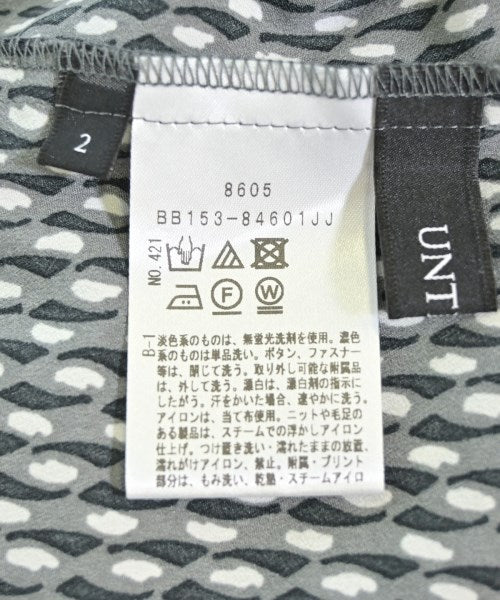 UNTITLED เสื้อสตรี