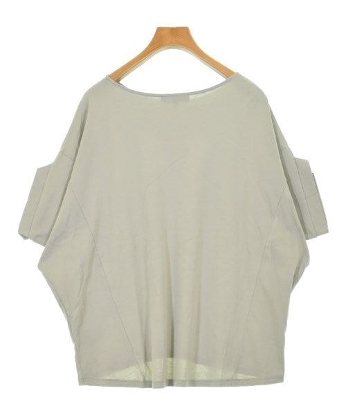 UNTITLED เสื้อยืด/เสื้อท็อปส์