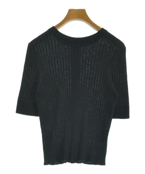 UNTITLED เสื้อกันหนาว