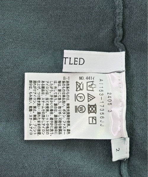 UNTITLED เสื้อกันหนาว