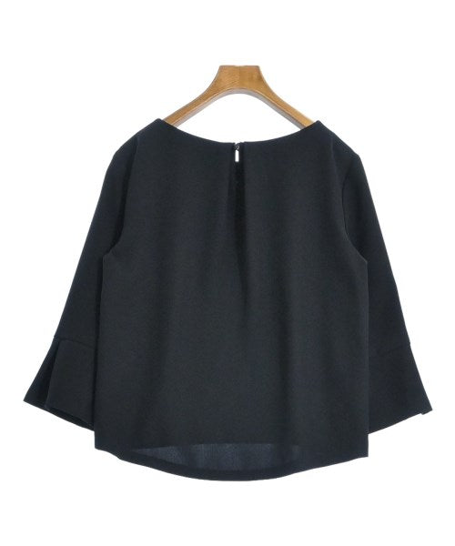 UNTITLED เสื้อสตรี